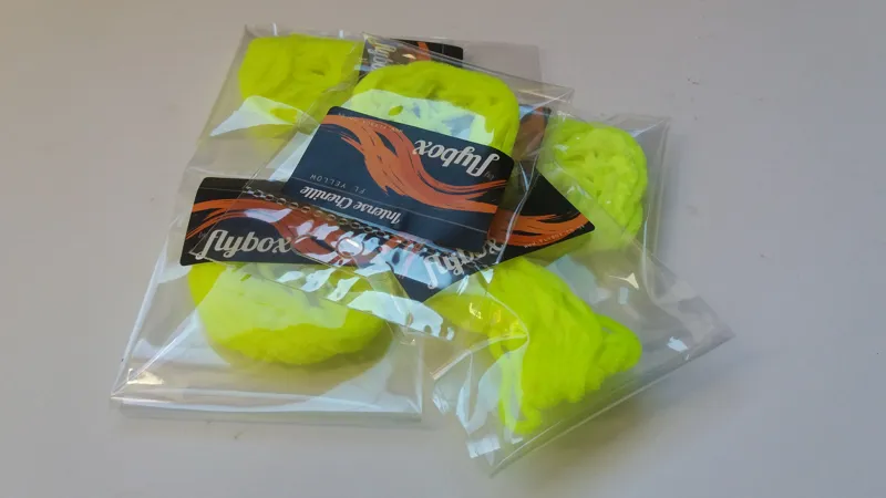 Flybox Intense Chenille in Fl.Yellow-2